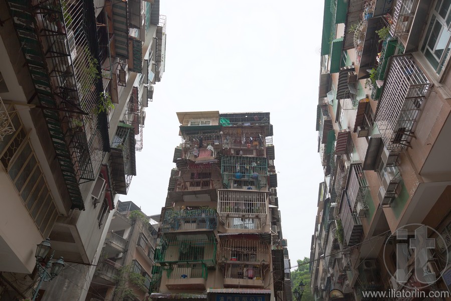 Macau Photos By Ilia Torlin Typical Old Style Blocks Of Apartments In Macau China