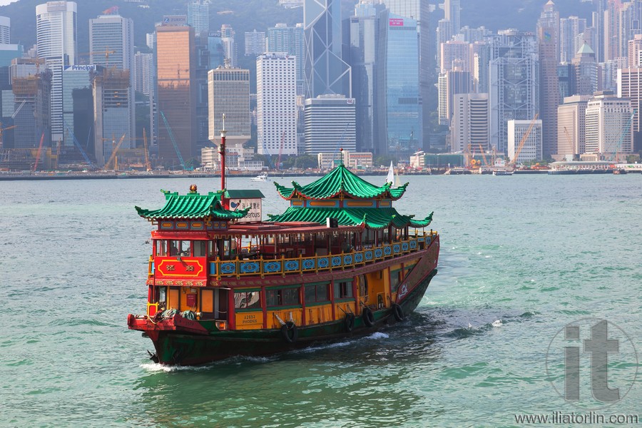 Hong Kong Photos by Ilia Torlin